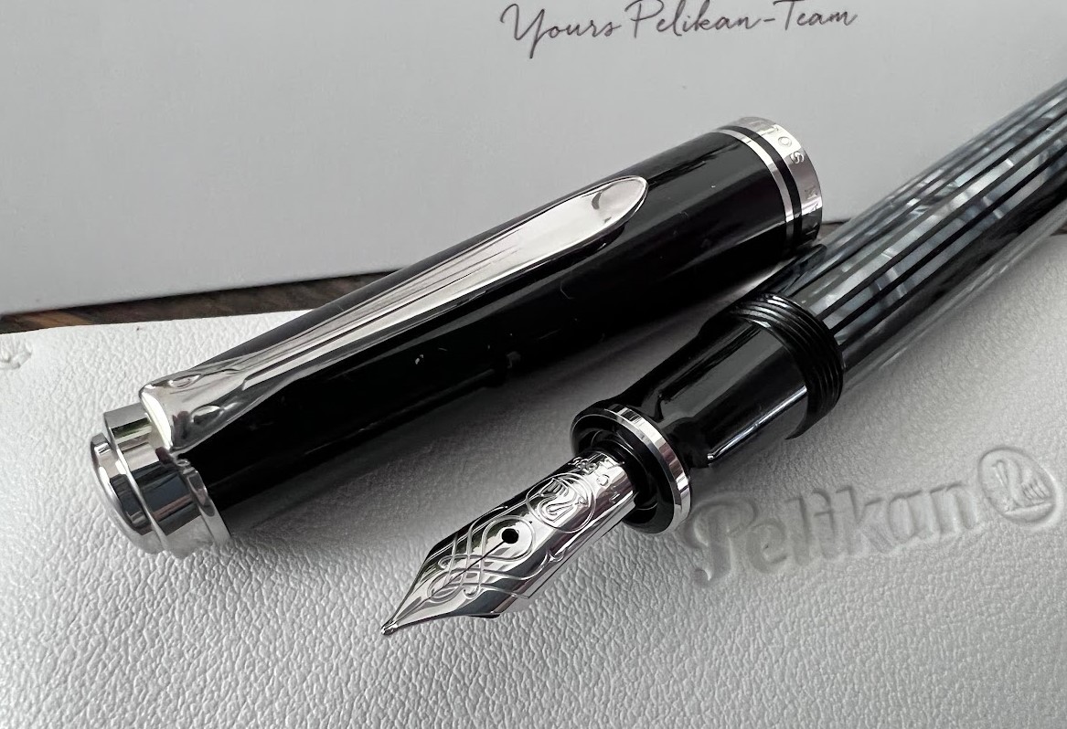 Pelikan Souverän® M605 Stresemann Fountain Pen 14K gold Extra Fine nib Pelikan Souverän® M605 Stresemann Fountain Pen 14K gold Extra Fine nib