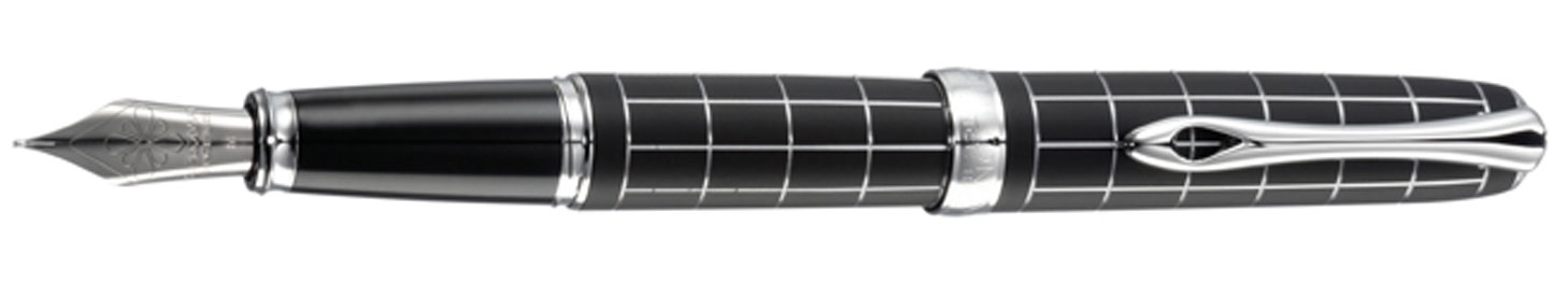 Diplomat Excellence A+ Rhomb Guilloche Lapis Black Fountain Pen