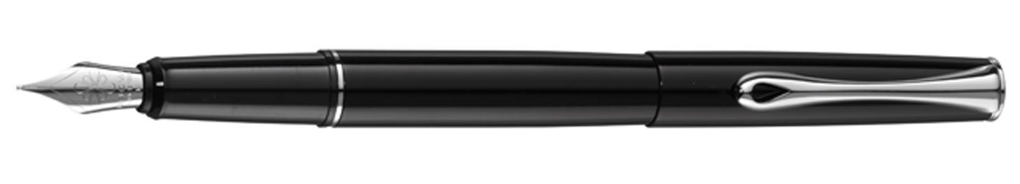 Esteem - Diplomat Esteem Black Lacquer Fountain Pen