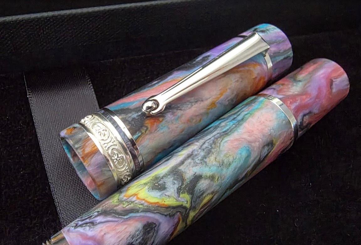 Stylo Plume Delta DV Oversize – Primary Manipulation 4,5 #37/50 – Plume Fine #8 Or 14K – Neuf