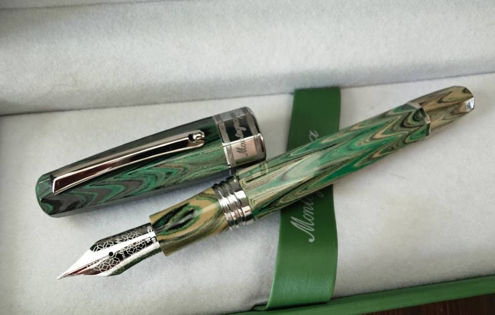 Montegrappa Otto Octagon Ebonite Bespoke Fountain Pen #3 ....&