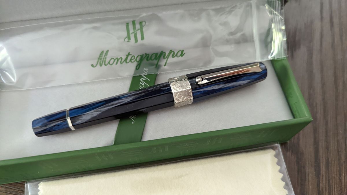 Montegrappa Otto Octagon Butterfly Blue Fountain Pen
