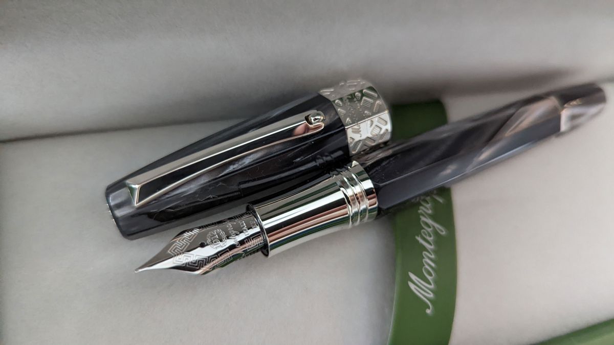 Montegrappa Extra Otto Octagon Faceted Grey Lt Ed Fountain Pen