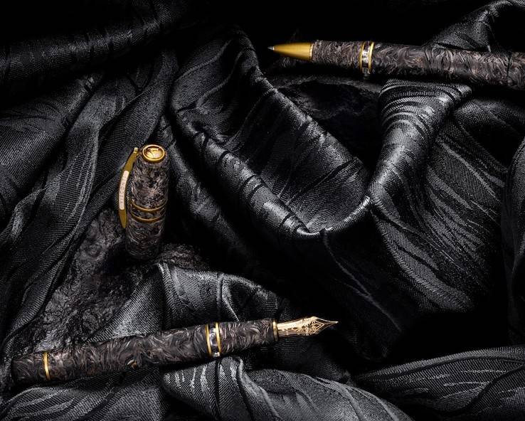 Carbon Moire Fountain Pens Collection